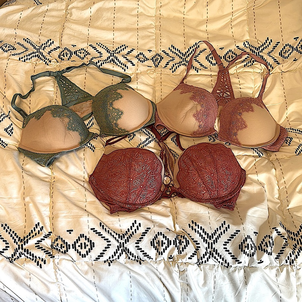 Victoria’s Secret lace push up bras (x3)